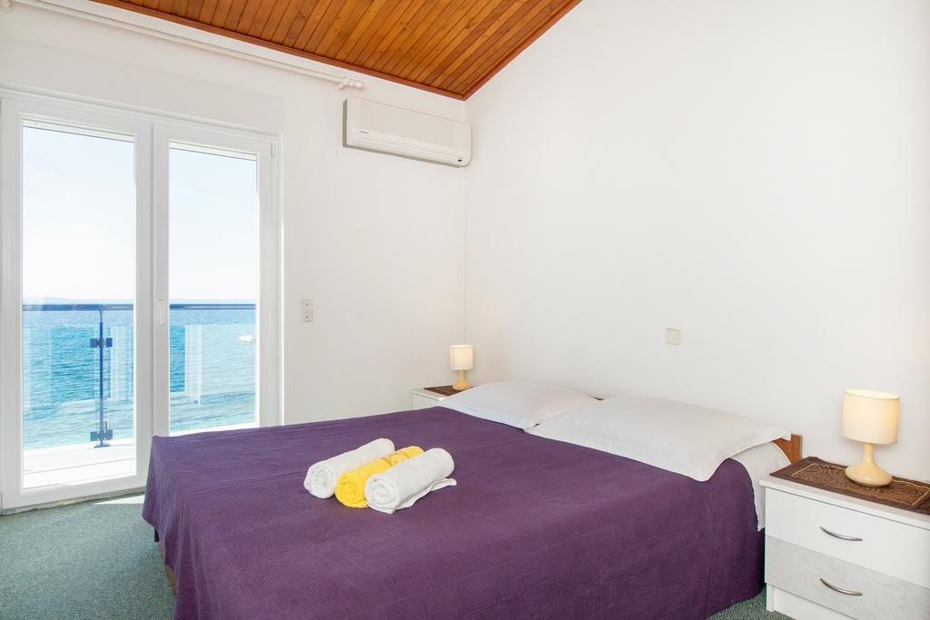 Beach Guesthouse Mediteran Podstrana Habitación foto